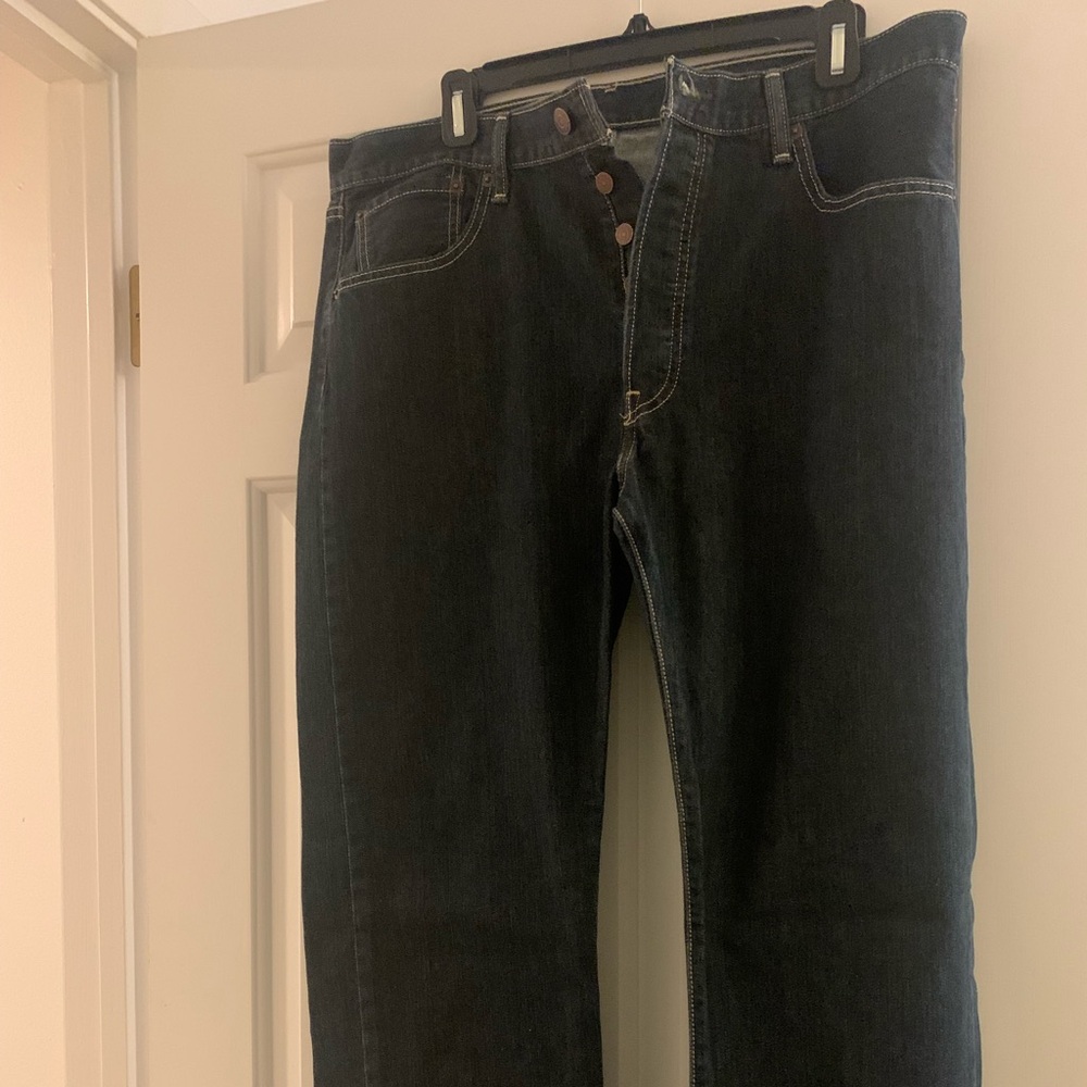 Levis 501 mens jeans. Blue jeans button fly